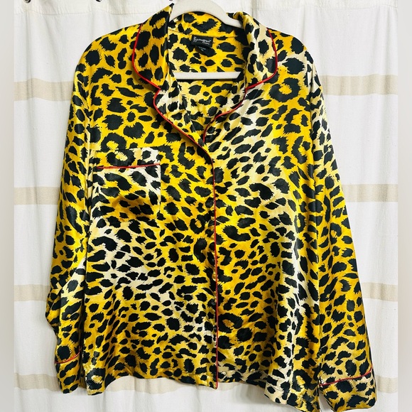 Pajamagram Women XL 2 Pc Pajama Soft Silky Leopard Satin Top/ Bottom. - Picture 2 of 8